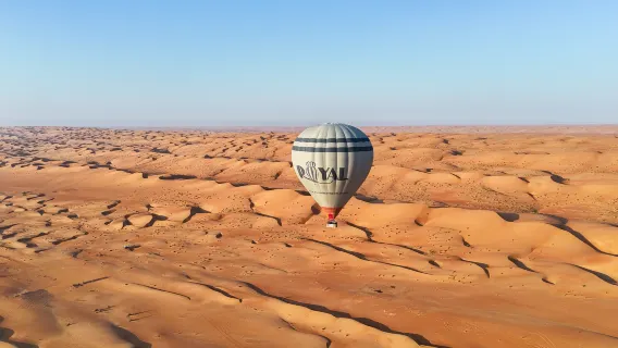 Hot Air balloon in Al Sharqiyah Sands
